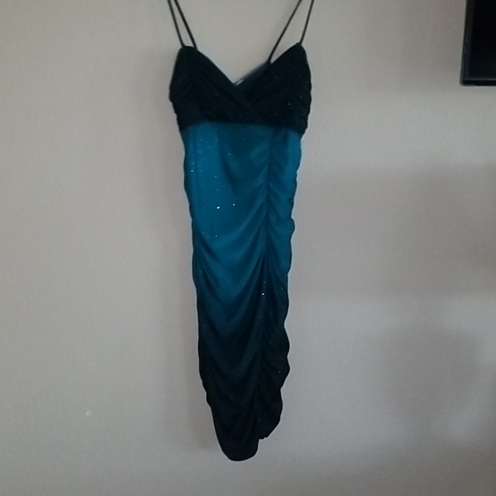 Sexy Sparkly V Neckline Short Cocktail Dress